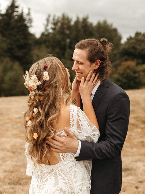 Dried Flower Hair Piece Orange Hair Comb Bridal Hair Piece - Etsy UK Boho Hair Piece, Dress Theory Seattle, Hair Piece Wedding Hair, Flower Hair Piece, Autumn Hair Accessories, Hair Piece Wedding, Boho Headpiece, Wedding Hair Wreath, Floral Hair Pieces