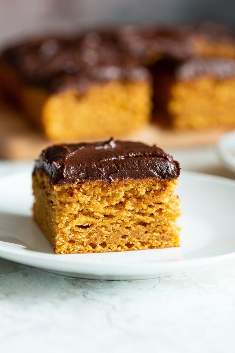 Pumpkin Ganache, Vegan Pumpkin Cake, Cafe Recipes, Pumpkin Sheet Cake, Vegan Richa, Sweet Potato Cake, Pumpkin Pie Mix, Pumpkin Cake Recipes, Chocolate Pumpkin