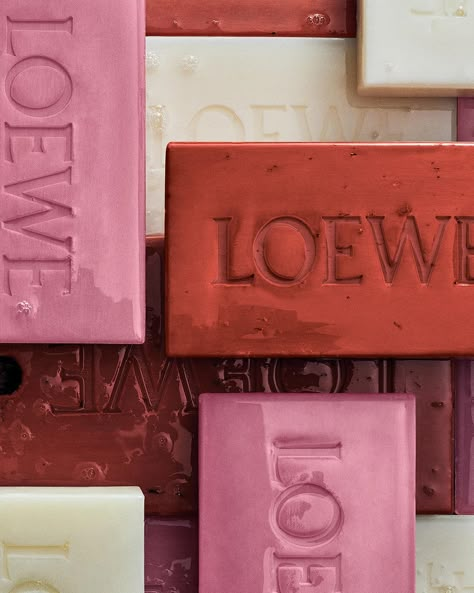 LOEWE Perfumes | LOEWE Home Scents Solid Soaps. Available in two sizes: the original Large and new, streamlined, Duo Set. … | Instagram Dakota Rose, Flower Branding, Hair Care Brands, Beauty Products Photography, Pink Candles, Color Crush, Design Visual, Instagram Theme, Home Scents