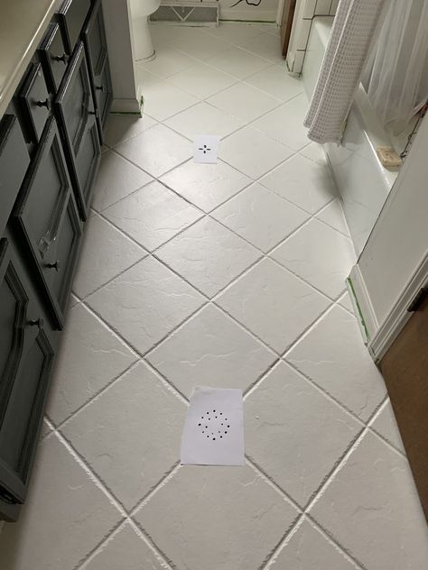 Painted Ceramic Tile Floor Kitchen, Rust Oleum Floor Paint Colors, Rustoleum Tile Paint Colors, Painted Ceramic Floor Tiles, Painted Tile Floors Kitchen, Painted Tile Kitchen Floor, Painting Tile Floors Before And After, Painting Kitchen Tile Floor, Painting Porcelain Tile