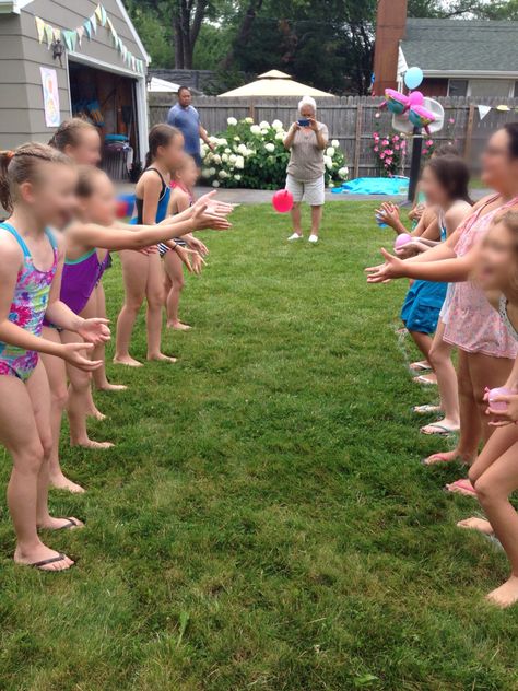 You can't have a wet and wild party without a water balloon toss. The girls had sooo much fun! Wet And Wild Party, Water Balloon Toss, Water Birthday, Wild Birthday Party, Wild Party, Wet And Wild, Backyard Games, Water Balloons, 8th Birthday