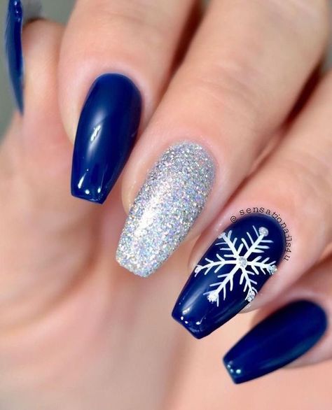 (paid link) **Deals and Discounts** easy short nail designs to do at home Vibe Nails, Christmas Nails Designs, Christmas Nail Polish, New Years Nail Designs, Holiday Nail Designs, Winter Nails Acrylic, Christmas Gel Nails, Nails Winter, Christmas Nail Art Designs