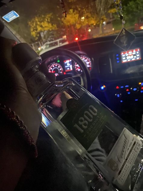 Alcohol In Car, Fake Alcohol Story, Alcoholic Drinks Aesthetic, Drunk Photos, Drunk Pictures, Drinking With Friends, Pretty Alcoholic Drinks, Goal Board, Alcohol Humor