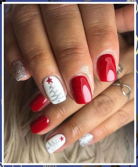 Christmas Gel Nails, Makijaż Smokey Eye, White Nail Polish, Cute Gel Nails, Christmas Nails Acrylic, White Nail, Dipped Nails, Xmas Nails, Christmas Nail