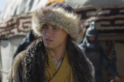 Prince Jingim, Marco Polo, Movie Costumes, Jon Snow, Pretty People, Daenerys Targaryen, Game Of Thrones Characters, Winter Hats, Prince