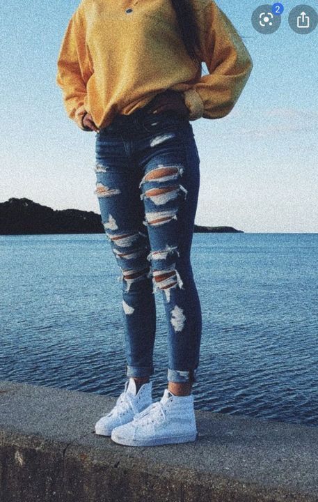 Best Ripped Jeans, Cute Ripped Jeans, First Date Outfits, Best Jeans For Women, Teenage Outfits, Blue Ripped Jeans, Casual Chique, Cute Outfits For School, Outfit Jeans