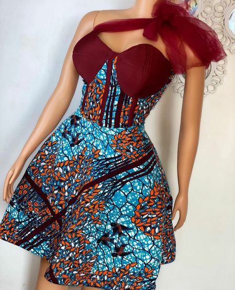 Ankara Short Gowns, Ankara Dress Designs, Ankara Short, Ankara Dress Styles, Short African Dresses, Best African Dresses, African Wear Dresses, African Fashion Traditional, African Fashion Ankara