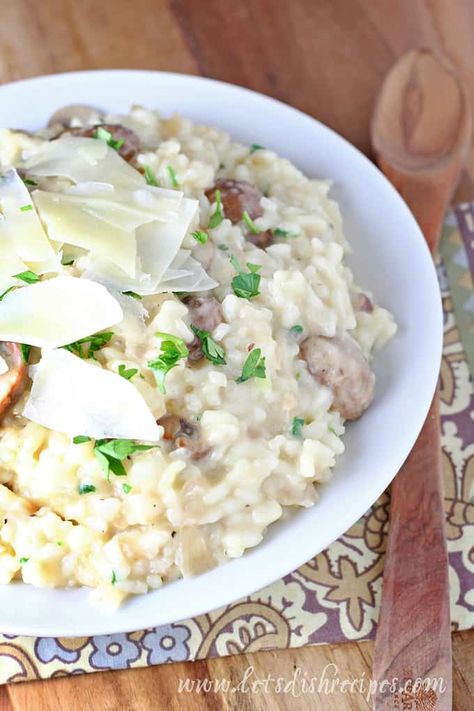 Risotto Rice Cooker, Garlic Parmesan Risotto, Orzo Parmesan, Rice Cooker Risotto, Parmesan Orzo, How To Make Risotto, Parmesan Risotto, Mushroom Risotto Recipes, How To Cook Orzo