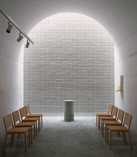 Johan Celsing's Swedish crematorium follows the woodland terrain Arch Interior, Sacred Architecture, Religious Architecture, Church Architecture, Church Design, Design Del Prodotto, Modernism, Contemporary Architecture, 인테리어 디자인