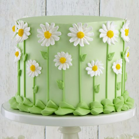 Daisy Cupcake Cake, Daisy Cake Ideas Simple, Flower Garden Cake, Daisy Flower Cake, Daisy Birthday Cake, Homemade Garden, Daisy Cake, Nursing Cake, Fresh As A Daisy