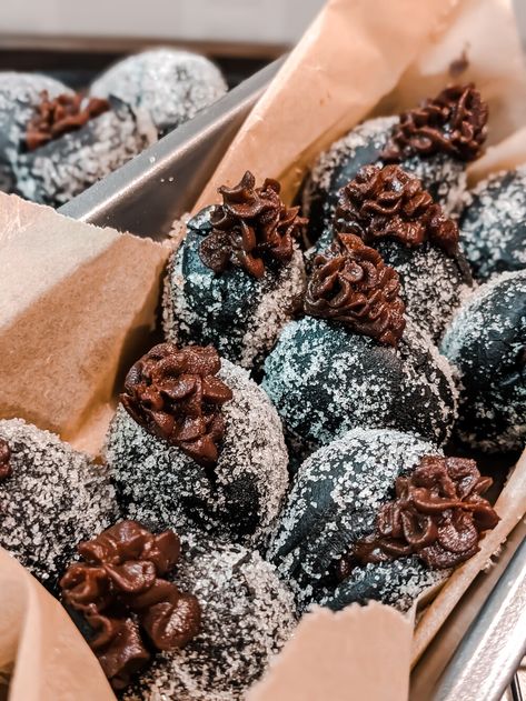 Brioche Bread Uses, Chocolate Bomboloni, Brioche Dessert, Brioche Doughnuts, Brioche Donuts, Chocolate Brioche, Choux Buns, Black Cocoa, Chocolate Custard