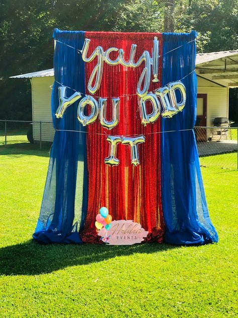 Graduation Party Ideas Red White And Blue, Red Blue Party Decorations, Blue Red Graduation Party, Red And Blue Theme Party, Patriotic Graduation Party, Red White And Blue Graduation Decor, Red And Blue Graduation Party Decoration, Blue And Red Graduation Party Ideas, Red White Blue Graduation Party Ideas