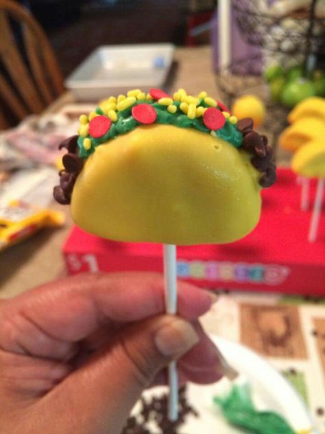 Taco Themed Cake Pops, Taco Cake Pops, Mayo Cake, Three Esta, Taco Cake, Mexican Cake, Cake Pop Tutorial, Cupcakes For Men, Birthday Snacks