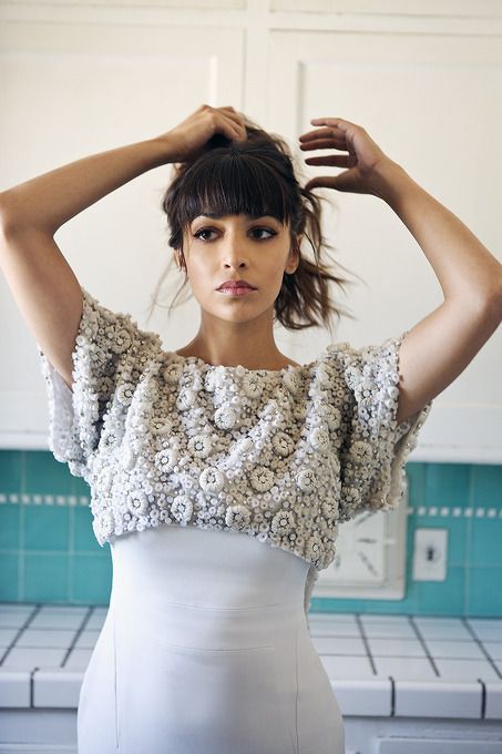 Hannah Simone Hannah Simone, Classic Girl, Long Hair Girl, Girl Crushes, Woman Crush, Dress Ideas, Down Hairstyles, Hairstyle Ideas, New Girl