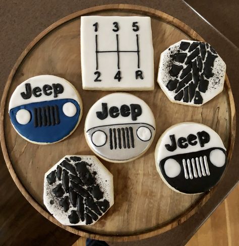 Man Birthday Cookies Decorated, Jeep Cookies Decorated, Jeep Cookies, Cookies For Men, Jeep Birthday, Bday Cookies, Royal Cookies, Cookies Kids, Cookie Decoration