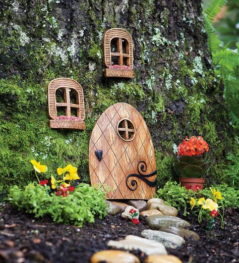 How do you Attach a Fairy Door to a Tree? | Away with the Fairies Garden Ideas Large, Fairy Garden Design Ideas, Fairy Doors On Trees, Fairy Lights Garden, Fairy Garden Doors, Elf Door, Fairy Tree Houses, Outdoor Fairy Lights, Fairy House Diy