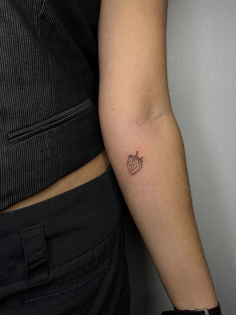 Find line strawberry tattoo done by tai Multiple Wrist Tattoos, Micro Strawberry Tattoo, Strawberry Tattoo Placement, Strawberry Small Tattoo, Find Line Tattoo Ideas, Heart Strawberry Tattoo, Strawberry Fields Forever Tattoo, Strawberry Tattoo Simple, Tiny Strawberry Tattoo