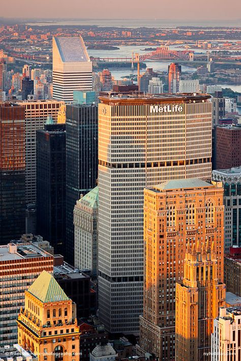 Midtown East Afternoon around Metlife Building - Manhattan… | Flickr Nyc Trip Planning, Metlife Building, Manhattan Buildings, Nyc Architecture, New York City Buildings, Apps Facebook, New York City Photos, Panoramic Photo, New York Photography