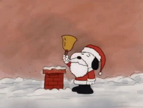 Snoopy / O Papai Noel Tá Chegando / Feliz Natal, Galera GIF - Snoopy SantaClaus MerryChristmas - Discover & Share GIFs Merry Christmas Eve Gif, Merry Christmas Eve, Christmas Eve, Merry Christmas, Snoopy, Gif, Funny, Christmas, Red