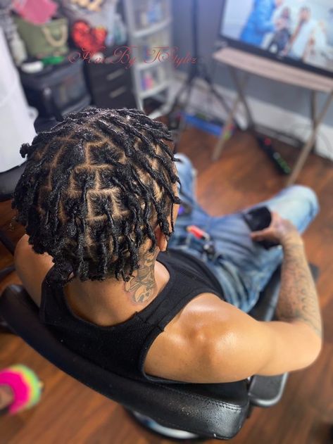 Instant Locs On Short Hair Men, Retwist Styles For Short Locs Boys, Short Locs For Men, Starter Locs Styles For Short Hair Men, Starter Locs Men Short Hair, Dreds Locs Short Hair, Starter Locs For Men, Short Locs Men, Starter Locs Short Hair