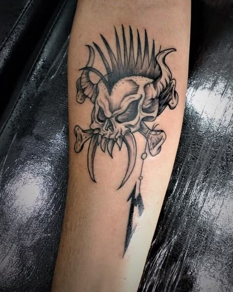 Metallica Skull Tattoo, Metallica Tattoo Ideas Design, Metallica Inspired Tattoo, Metallica Tattoo Sleeve, Metallica Logo Tattoo, Metalhead Tattoo Ideas, Megadeth Tattoo, Heavy Metal Tattoo Ideas, Metal Band Tattoos