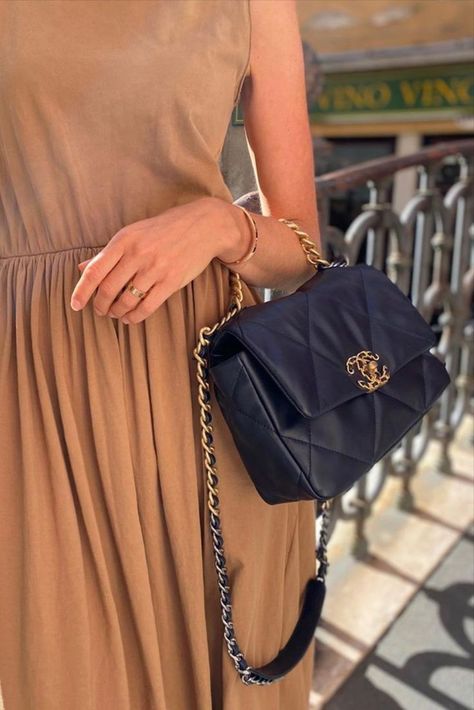 Chanel Bag Outfit, Chanel 19 Bag, Bags Wishlist, Chanel Classic Flap Bag, Luxury Bags Collection, Chanel 19, Chanel Outfit, Mom Bags, Photo Bag