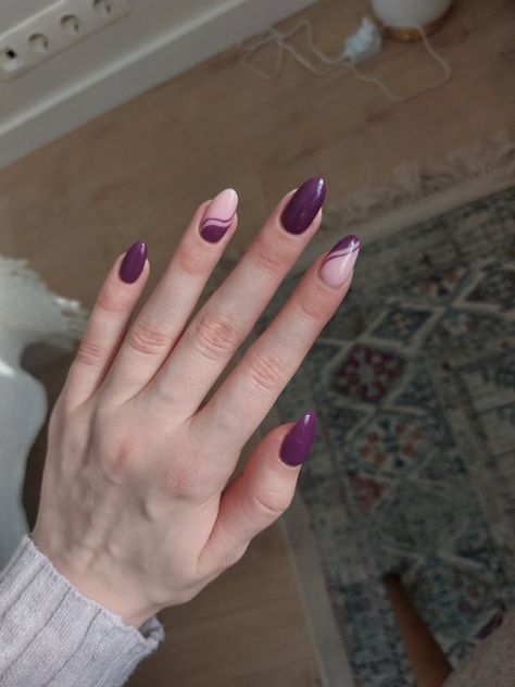 Dark Purple Round Nails, Dark Purple Nails Almond Shape, Dark Purple Design Nails, Short Dark Purple Nail Ideas, Dark Purple French Tip Nails Almond, Nails Dark Purple Design, Simple Dark Purple Nails, Dark Purple Homecoming Nails, Purple Acrylic Nails Almond