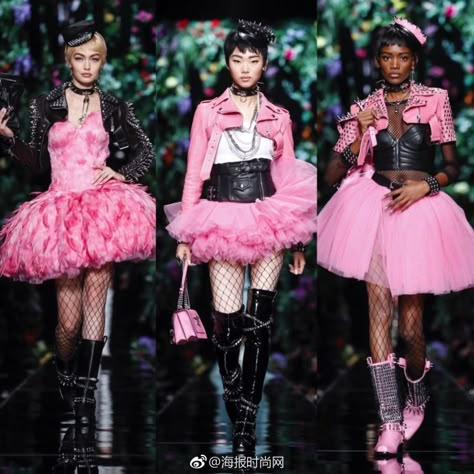 Pink Award Show Outfit, Gothic Barbie Outfits, Punk Barbie Outfit, Pink Punk Outfits, Pink Alternative Fashion, Girly Punk, Pink Punk, Deconstructivism, Catty Noir