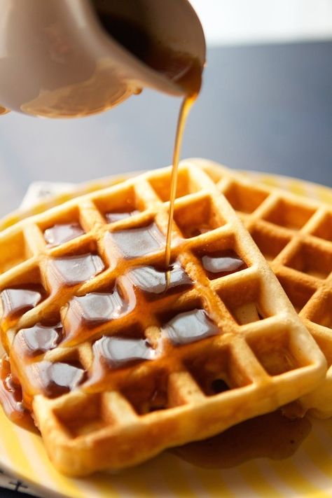 Waffles with syrup Easy Pancake Mix Recipe, Waffle Syrup, Homemade Pancake Mix Recipe, Easy Pancake Mix, Pancake Mix Recipe, Homemade Pancake Mix, Sweet Brunch, Cinnamon Roll Pancakes, Homemade Syrup