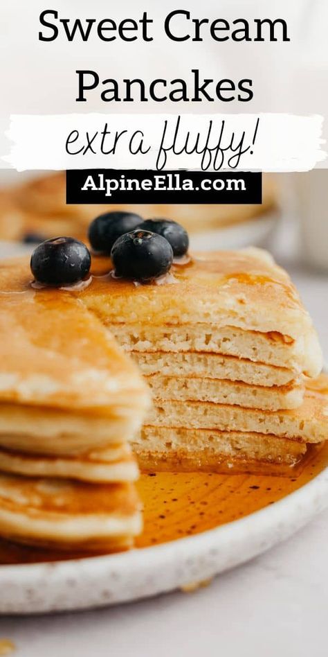 Sweet Cream Pancakes Sweet Cream Pancakes, Cream Pancakes, Delicious Pancakes, Bakery Style Muffins, Homemade Recipes Dessert, Pancake Recipes, Tasty Pancakes, Baked Oats, Sweet Cream