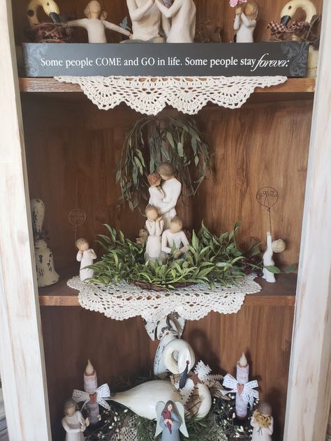 Willow Tree Nativity Set Display Ideas, Willow Tree Display Ideas, Willow Tree Decor, Willow Tree Angel Display Ideas, Willow Tree Display, Willow Tree Nativity Display, How To Display Willow Tree Figurines, Willow Tree Figurines Display Ideas, Willow Tree Collection Display