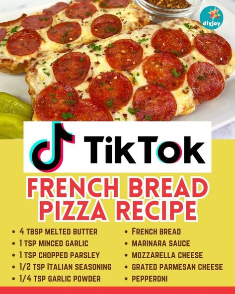 TikTok French Bread Pizza Recipe French Toast Pizza, French Bread Sandwich Recipes, French Bread Dinner Ideas, French Bread Ideas, French Bread Pizza Recipes, Cloud Bread Pizza, Homemade French Bread Pizza, French Bread Pizzas, Bread Pizza Recipe