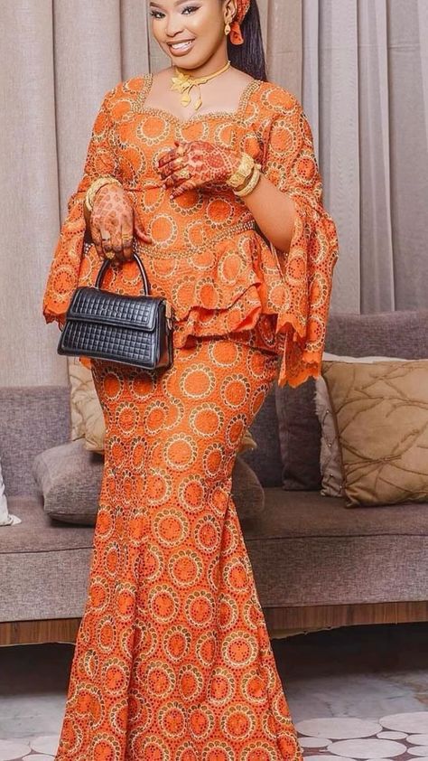 Senegalese Styles, Tailored Outfits, Boubou Styles For Women, Ankara Dress Designs, Shweshwe Dresses, African Lace Styles, Traditional African Clothing, Elegant Outfit Classy, Best African Dresses