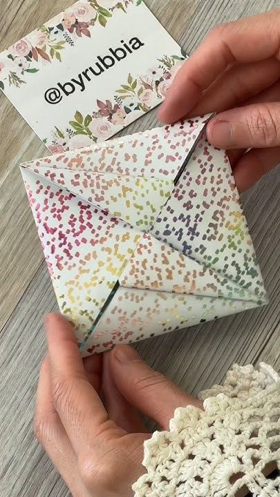 Gift Card Wrapping Hack #ideas #gift #diy #hack #birthday #giftcard #wrapping #giftwrapping #fyp Wrapping Gift Cards Creative, How To Wrap Gift Cards, How To Wrap A Gift Card, Wrapping A Gift Card, Giftcard Wrapping Ideas Creative, Origami Gift Card Holder, Gift Card Wrapping Ideas, Wrap A Gift Card, Gift Card Wrapping