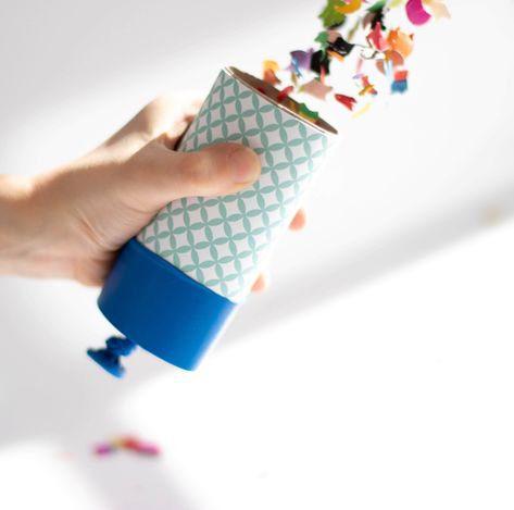 Confetti Cannon Diy, Diy Confetti Cannon, Diy Confetti Poppers, Dorm Activities, Glitter Cannon, Confetti Diy, Confetti Cannon, Confetti Poppers, Diy Confetti