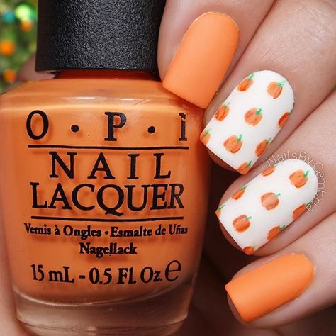 Cute little matte pumpkin print nails! Tutorial will be up today Tag someone who would love these! I used: @opi_products Alpine Snow, Where Did Suzi's Man-go, It's A Piazza Cake, and Matte Top Coat @twinkled_t #00 nail art brush | 10% off with my code CAMBRIA Green acrylic paint @sechenails Seche Vite All polishes are from @hbbeautybar | 15% off with code nailsbycambria #nailitdaily Viral Nails, Full Nails, Spooky Nails, Thanksgiving Nail Art, Pumpkin Nails, October Nails, Fall Nail Art Designs, Perfect Manicure, Cute Nail Art Designs