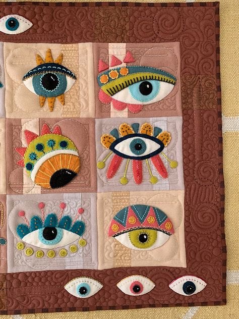 Sew Fun 2 Quilt: This is How Eye Roll! Embroidery Faces, Fabric Faces, Modern Applique, Felted Projects, Improv Quilts, Fabric Books, Small Embroidery, Textile Art Embroidery, Quilt Square Patterns