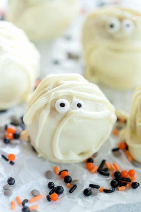 Mummy Cake Balls Truffle Ideas, Cheese Football, Mummy Cake, Sausage Gnocchi, Buffalo Chicken Grilled Cheese, Greek Turkey, Turkey Rice, Cake Ball Recipes, Bourbon Pecan Pie