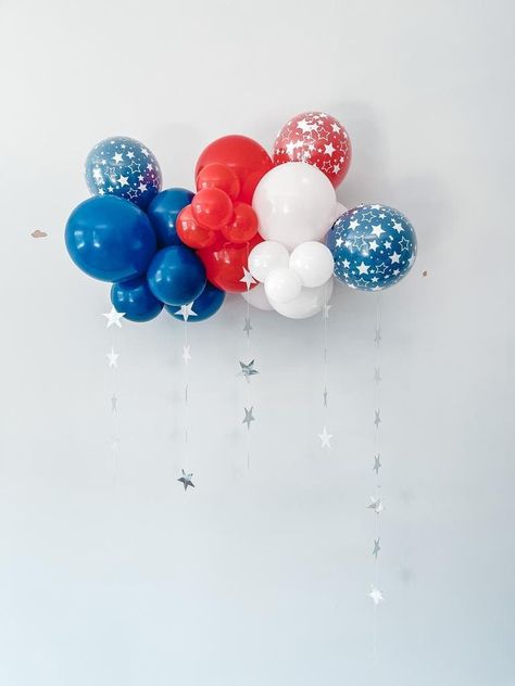 "Its July 4th and no celebration is complete without a DIY kit! This is a DIY balloon garland kit, it's super easy to put together. No experience necessary, its perfect for any occasion, and it will look like a pro did it.  Select the length in the dropdown menu.  What's Included:  *An assortment of 5\" and 11\" balloons  *Balloon Strip (To put the balloons into a garland) *Written instruction Colors: Dark Blue, Red, White and Star Print    *Video instructions and pro tips available on our Instagram account: @partybar.co  Balloons will ship flat. This is a DIY kit to be put together by consumer. 6Ft - 8FT Garland takes about 1 hour to assemble. Balloons should be inflated with air, no need for helium. Can be inflated 1-2 days prior to the event and will still look like you blew them up tha Fourth Of July Balloon Garland, Fourth Of July Balloons, 4 July Decoration, 4th Of July Balloons, 4th Of July Balloon Garland, Outdoor Festival Outfit, Balloon Board, Ballon Decoration, Usa Party