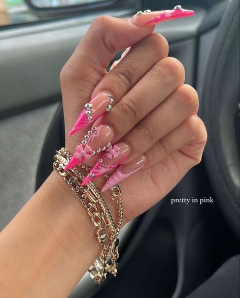 Pink Stiletto Nails Designs, Stiletto Acrylic Nails, Stilleto Nails Designs, Acrylic Toe Nails, Drip Nails, Dope Nail Designs, Exotic Nails, Long Acrylic Nails Coffin, Acrylic Nails Coffin Pink