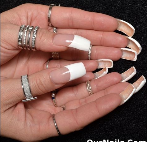 Ournails Models, 90s French Tip Nails, Long French Nails, 90s Office, 90s Nails, Long Fingernails, Curved Nails, French Tip Acrylic Nails, French Acrylic Nails