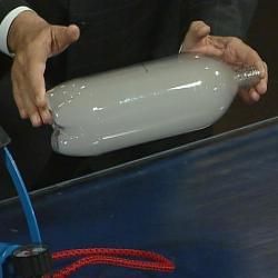 Cloud in a Bottle Have you ever wondered how clouds form? Cloud In A Bottle, Weather Experiments, Steve Spangler Science, Preschool Weather, Red Clogs, Two Story Windows, Classroom Songs, Weather Theme, Weather Unit