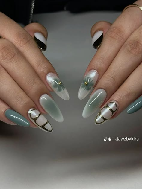 Simple Stiletto Nails, Uñas Aesthetic, Nyc Nails, Gel Nails Diy, Crazy Nails, Almond Nail, Nails Only, Soft Nails, Glass Nails