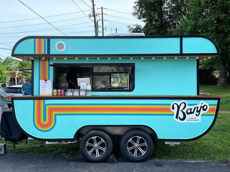 Banjo Coffee Company on Instagram: "Mama’s got a new ride! Come say 👋 to Faith and Nick in our new mobile espresso and tap bar officially debuting today at @communityfarmersmarkets in Grant Park and later today at the town green in Avondale Estates! This beauty is funky and ready to get you kids all hopped up on that good good bean juice. Woooo hoooooo! (Spros kickin in) #mobilebar #foodtruck #espresso #mobilecoffee #coffeebar #coffeelover #grantpark #farmersmarket #nitro #coldbrew #cold Snow Cone Stand, Bar Trailer, Food Vans, Food Trailers, Container Restaurant, Mobile Coffee Shop, Coffee Trailer, Mobile Food Cart, Mobile Coffee