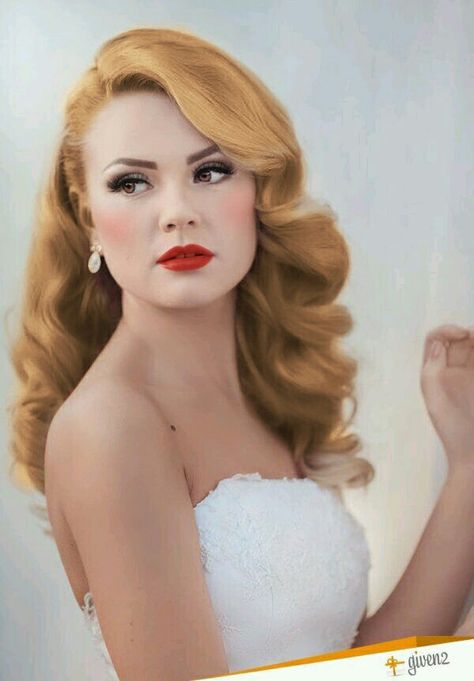 Not so red on lip Bridesmaid Hairstyles Vintage, Retro Wedding Hair Long, Side Bangs Wedding Hairstyle, Couture Hairstyles Fashion, Hair Do With One Shoulder Dress, Marilyn Monroe Wedding Hair, Hollywood Hair Wedding Brides, Old Hollywood Hair Wedding Half Up, 1950s Bridal Hair