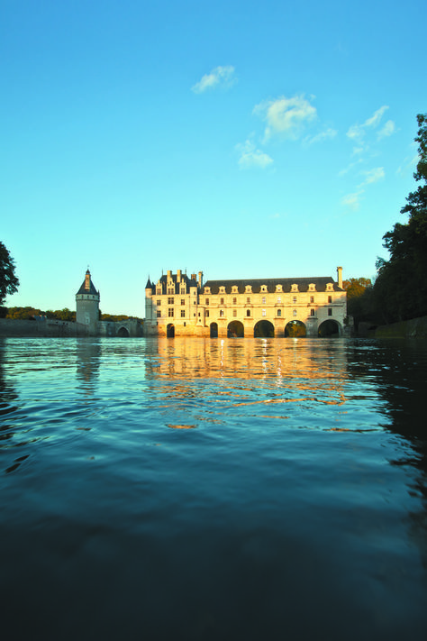 From grand châteaux surrounded by wild forests to fairy tale castles on the river, discover your perfect Loire Valley châteaux Loire River, Country Home Magazine, Deep Snow, My French Country Home, Famous Gardens, French Country Home, Tours France, Visit France, French Culture