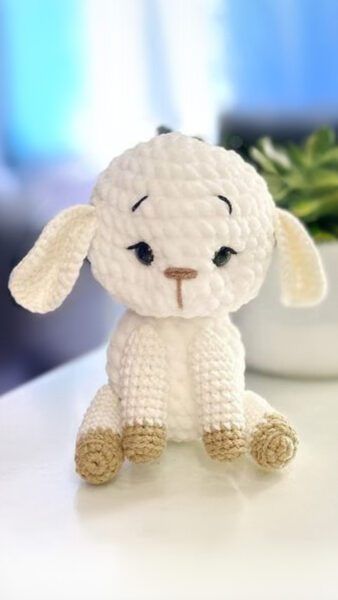 Cute Crochet Lamb Free Pattern Crochet Lamb Pattern, Christmas Lamb, Crochet Toys Free, Cute Lamb, Crochet Amigurumi Free Patterns, Embroidery Craft, Amigurumi Free Pattern, Embroidery Floss, Stuffed Animal Patterns