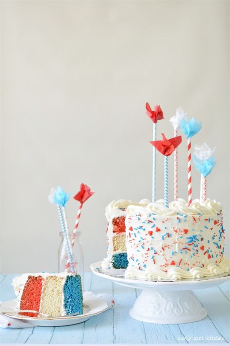 Red White And Blue Cake, Blue Sprinkles, Patriotic Cake, Sprinkles Cake, Fourth Of July Cakes, Blue Birthday Cakes, Blue Birthday Parties, White Buttercream, Cake Writing