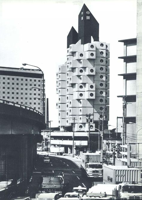 Real Estate Development Projects, Kisho Kurokawa, Nakagin Capsule Tower, Japanese Architect, Office Tower, Tower Design, Interior Pictures, Brutalist Architecture, Concrete Structure