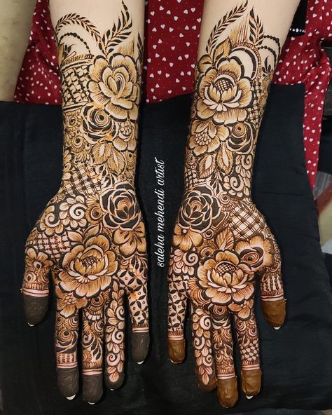 🔵 mehendi_tales Half Hand Full Mehndi Designs, Front Mehndi Designs For Hands, Front Mehndi Designs, Mehandi Hands, Dubai Mehndi Designs, Dubai Mehendi Designs, Khaleeji Henna, Henna Crown, Mehndi Book